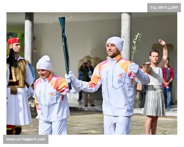 米兰冬奥火种点燃仪式举行，考文垂含泪致辞