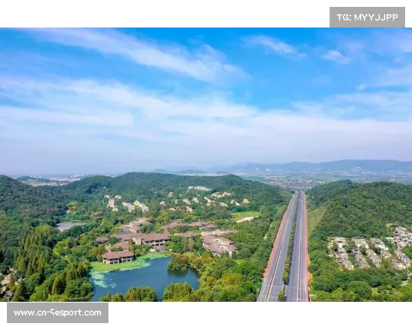 良渚“共富小径”正式启用，连接赛场与田园风光